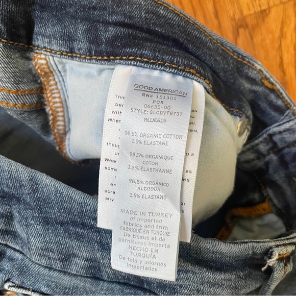 Good American Good Legs Skinny Jeans - Picture 4 of 8